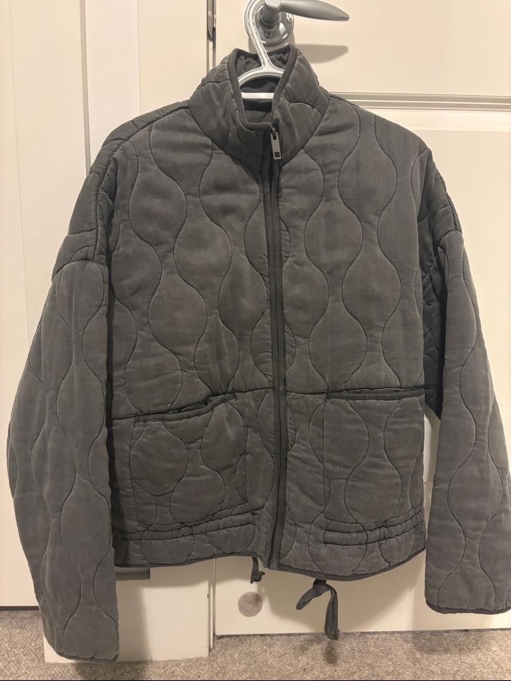 Zara Quilted Puffer Jacket in Gray